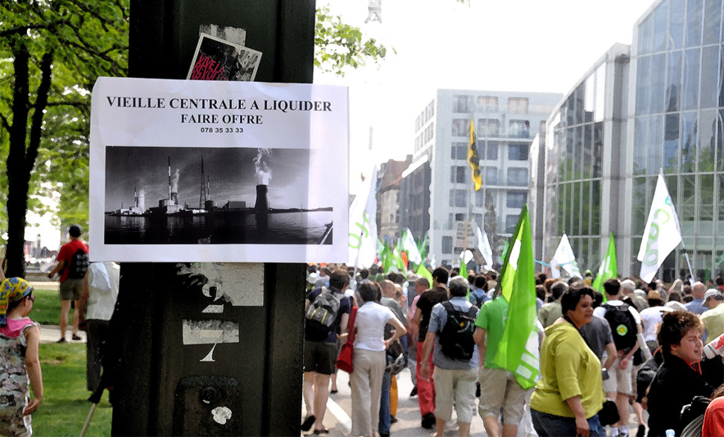 Manifestation nationale « stop nucléaire », Bruxelles. CARHOP, CARHOP, reportage photographique d’Anne De Keyser, 24 avril 2011.